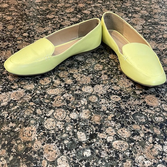 Report Shoes - Report Yellow Loafers